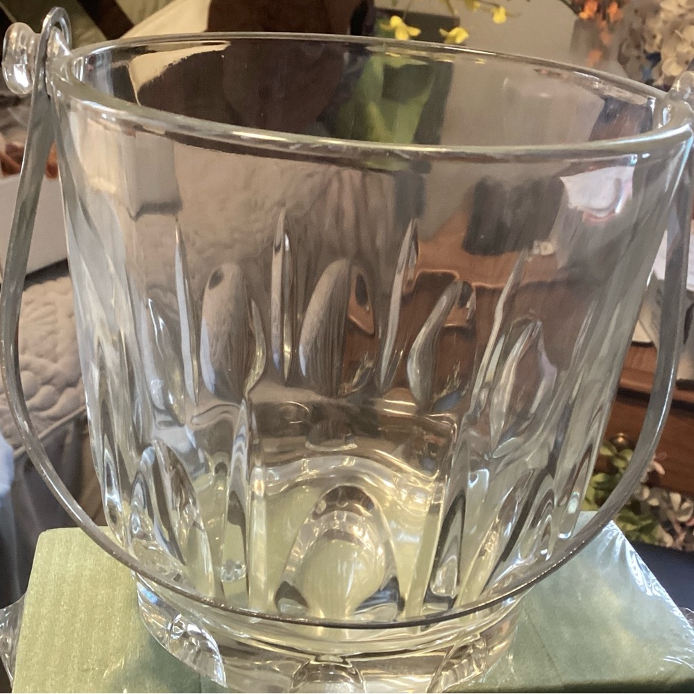 Small serving bowl